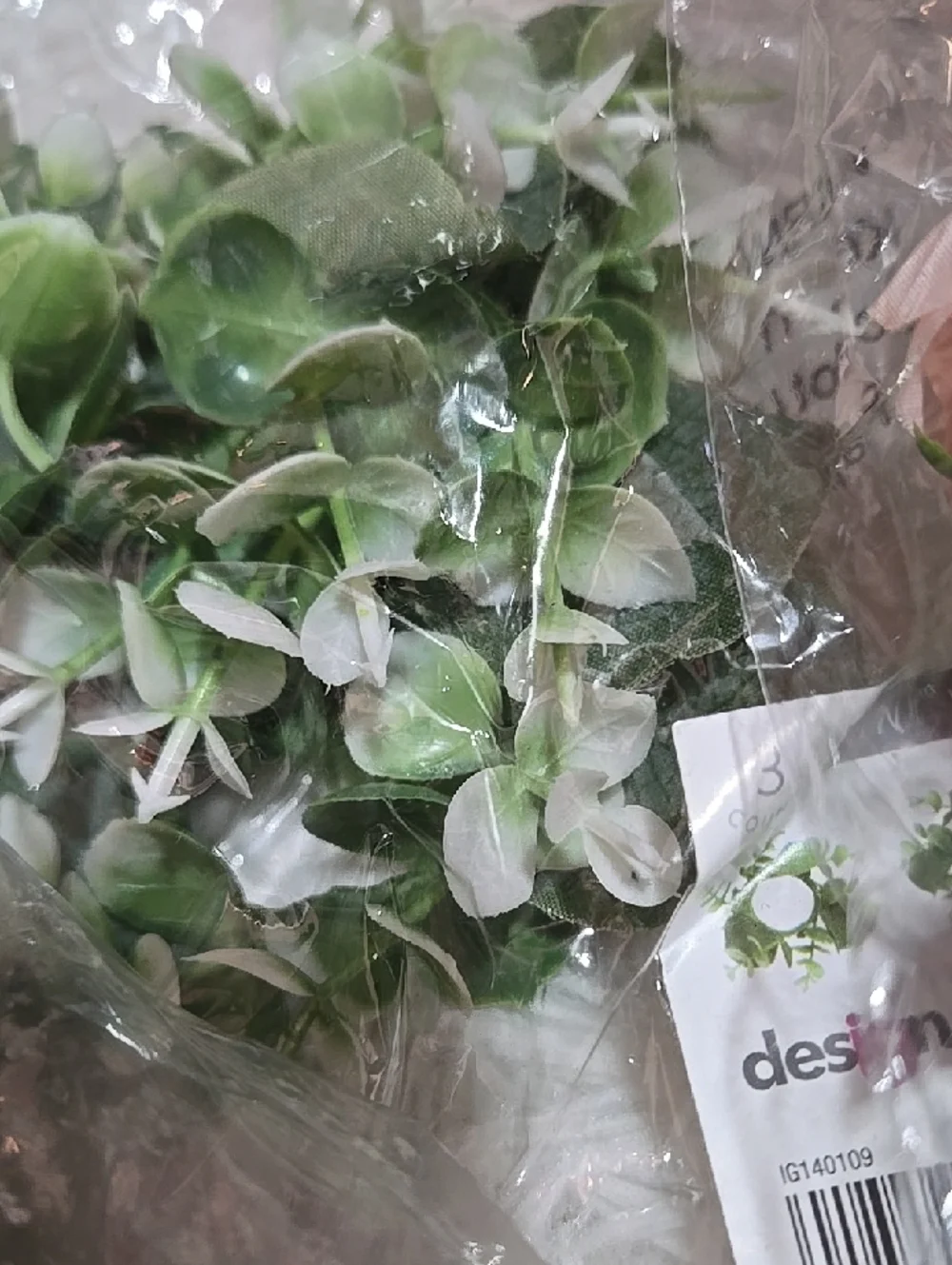 Faux Floral Mini Wreth And Pack Stem Plant Pick Green White Reds Pink Colorful